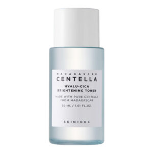 14 SKIN1004 Tonik nawilżający do twarzy Madagaskar Centella Hyalu-Cica Rozświetlający tonik, 30 ml